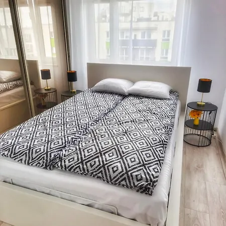 Apartament Pod Niebem - Balcony&parking Warszawa