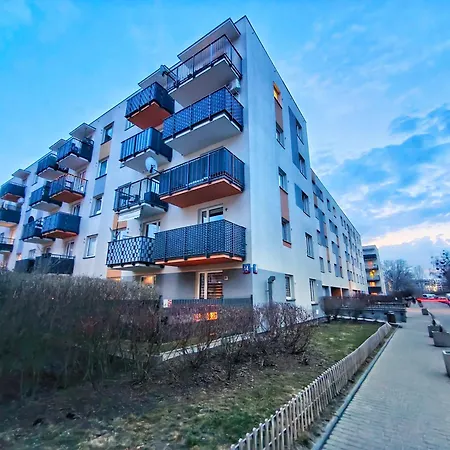 Apartment Pod Niebem - Balcony & Parking Warschau